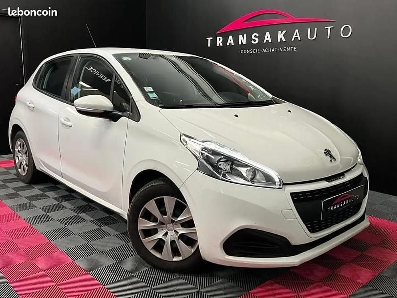 Blanc Occasion 2016 Peugeot 208 Access Citadine | 5 990 € (Bon prix) - Image 1/4