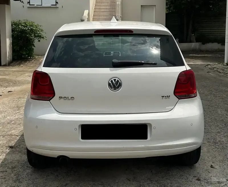 Image 2/4