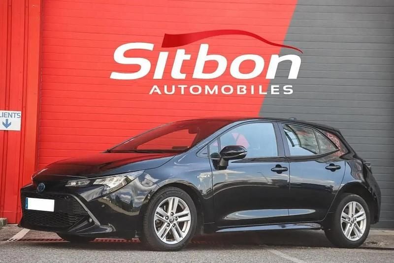 Noir Occasion 2021 Toyota Corolla Business Edition Berline | 16 970 € (Prix juste) - Image 1/4