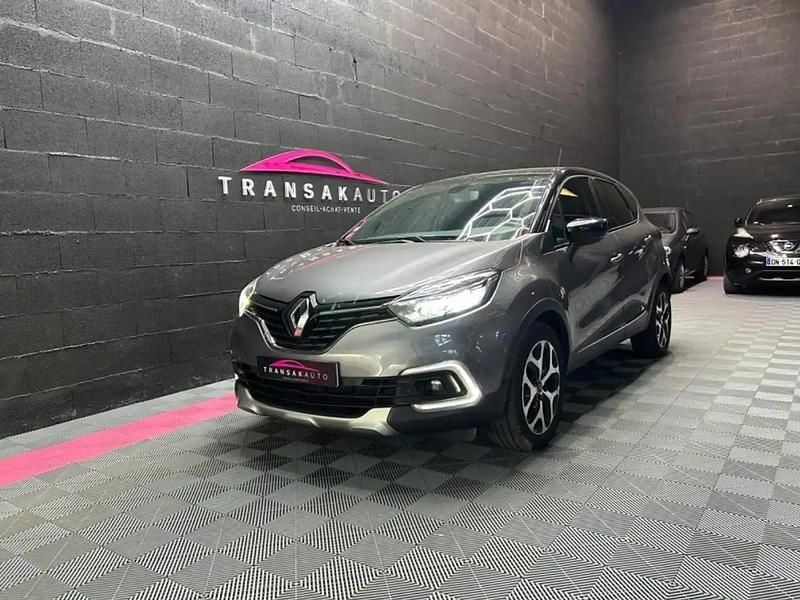 Gris Utilisé 2018 Renault Captur Intens SUV | 11 490 € (Super prix) - Image 1/4