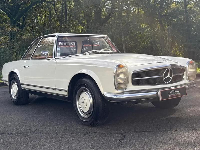 Blanc Occasion 1969 Mercedes 280 Coupé | 109 900 € - Image 1/4