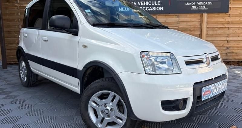 Occasion 2011 Fiat Panda 4x4 Citadine | 6 990 € - Image 1/4
