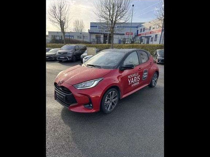 Utilisé 2024 Toyota Yaris Hybrid Berline | 26 200 € (Prix cher) - Image 1/1
