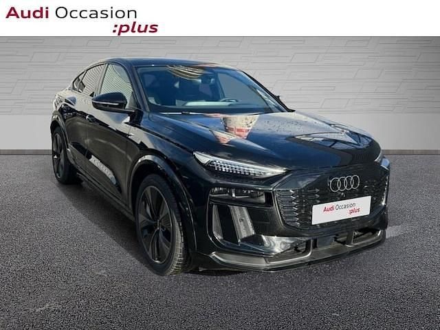 Nouvelle Audi Q6 Sportback e-tron S-Line 284 kW (387 ch) 2025 Noir mythique métallisé SUV