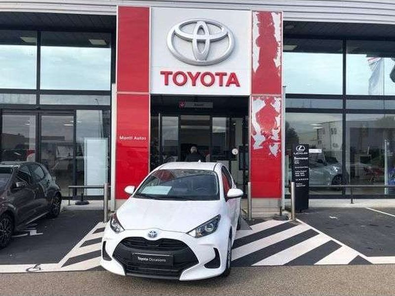 Utilisé 2025 Toyota Yaris Hybrid Berline | 21 800 € (Prix juste) - Image 1/1