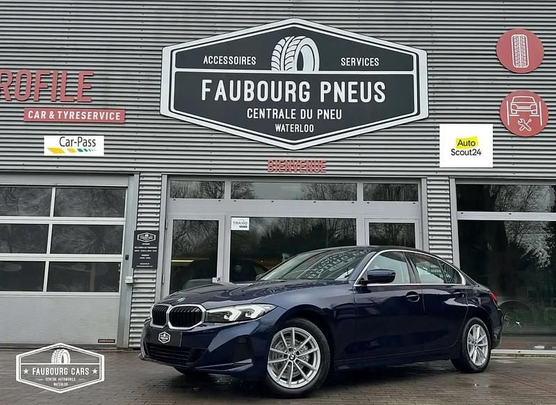 Bleu Occasion 2023 BMW 318 Sport Line Berline | 34 990 € (Bon prix) - Image 1/4