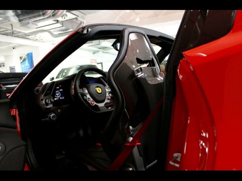 Occasion Ferrari 488 670 ch (492 kW) 2017 Rouge Cabriolet