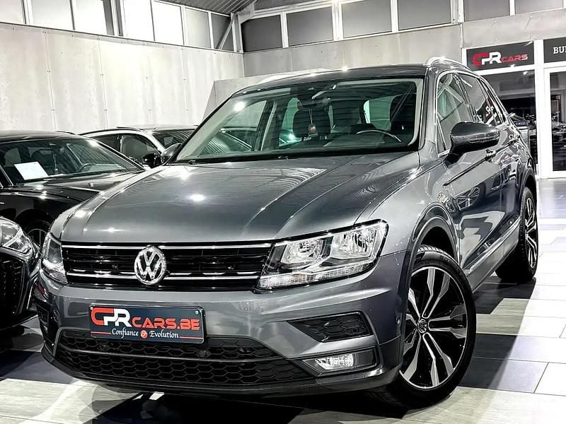 Gris Occasion 2019 VW Tiguan Comfortline SUV | 21 990 € (Prix juste) - Image 1/4