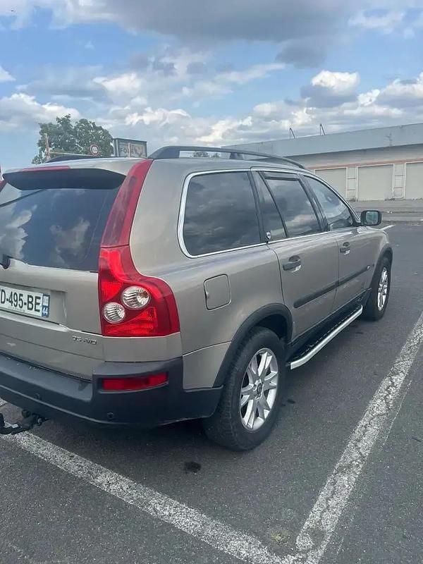 Beige Utilisé 2005 Volvo XC90 Momentum SUV | 6 000 € - Image 1/4