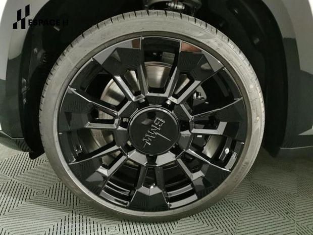 Image 3/4