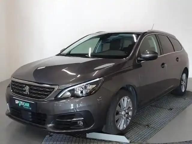 Gris Utilisé 2021 Peugeot 308 Allure Break | 14 990 € (Bon prix) - Image 1/4