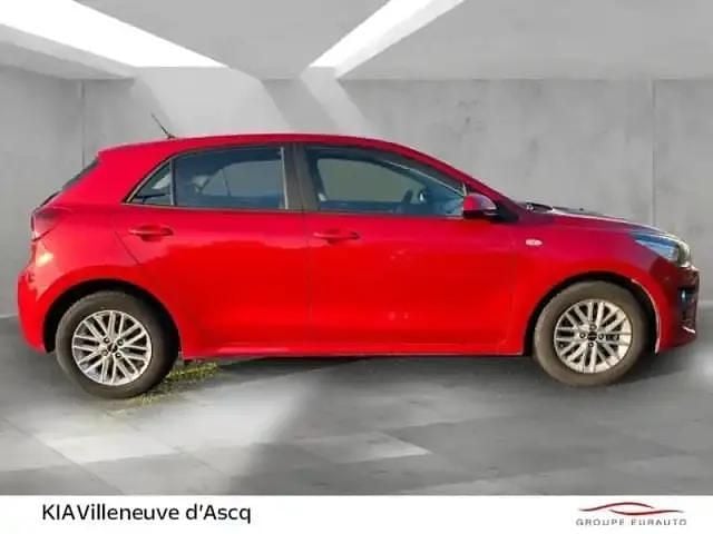 Occasion Kia Rio Active 2022 Rouge grenadine métallisé Berline