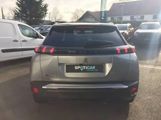 Occasion Peugeot e-2008 100 kW (136 ch) 2021 Gris artense SUV