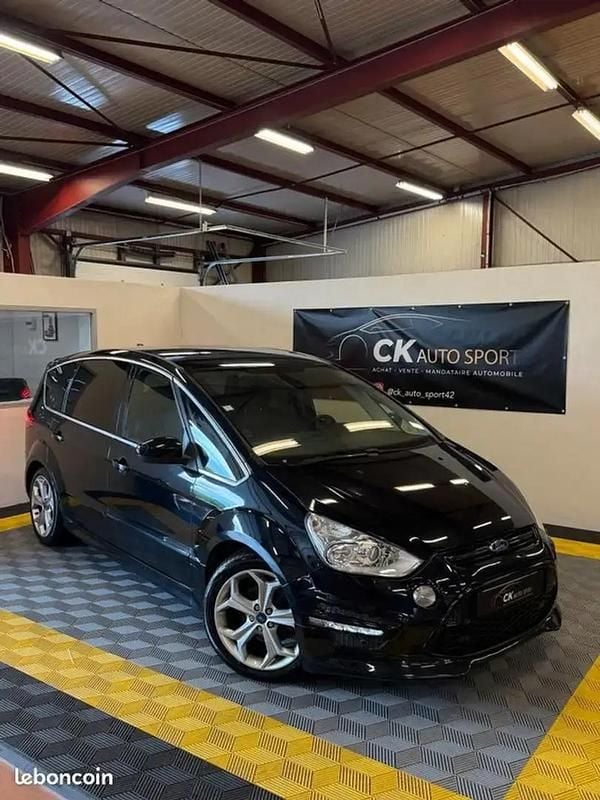 Noir Utilisé 2011 Ford S-MAX Titanium Monospace | 10 490 € - Image 1/4
