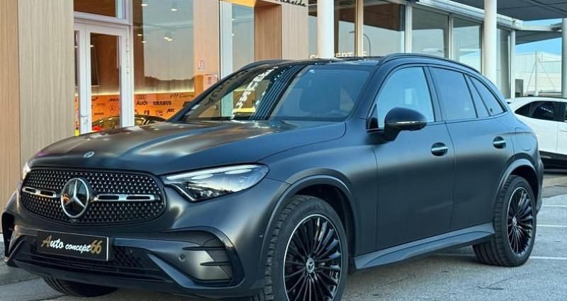 Utilisé 2024 Mercedes E300 AMG line | 69 900 € - Image 1/4