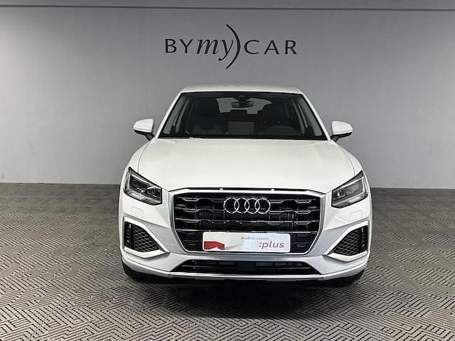 Nouvelle Audi Q2 Design 150 ch (110 kW) 2026 Blanc glacier métallisé SUV