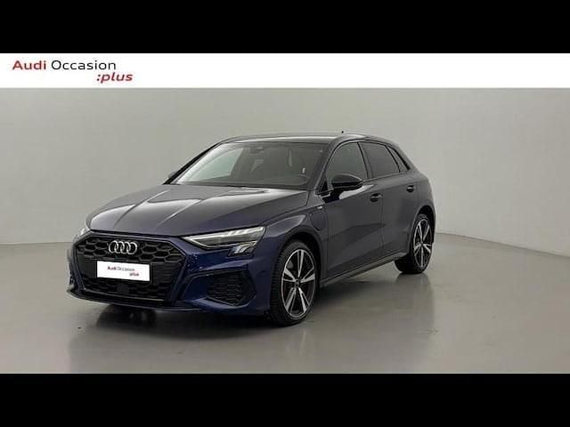 Bleu navarre métallisé Utilisé 2024 Audi A3 Sportback e-tron Competition Berline | 38 999 € (Prix cher) - Image 1/4