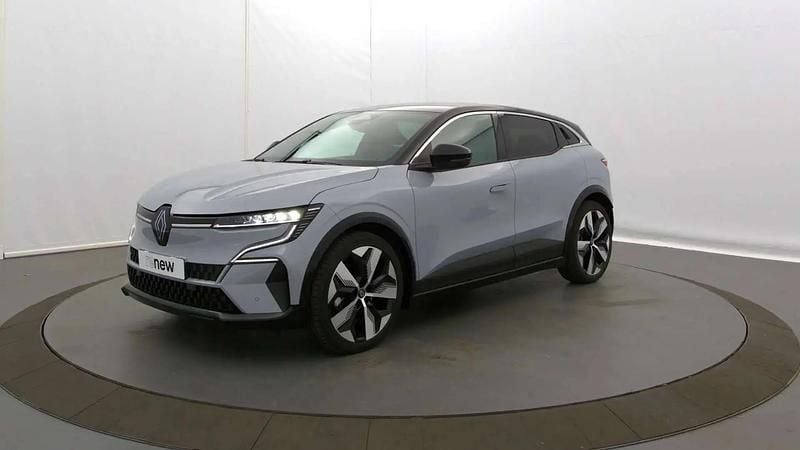 Gris Occasion 2025 Renault Megane E-Tech Techno Berline | 31 990 € (Prix cher) - Image 1/4
