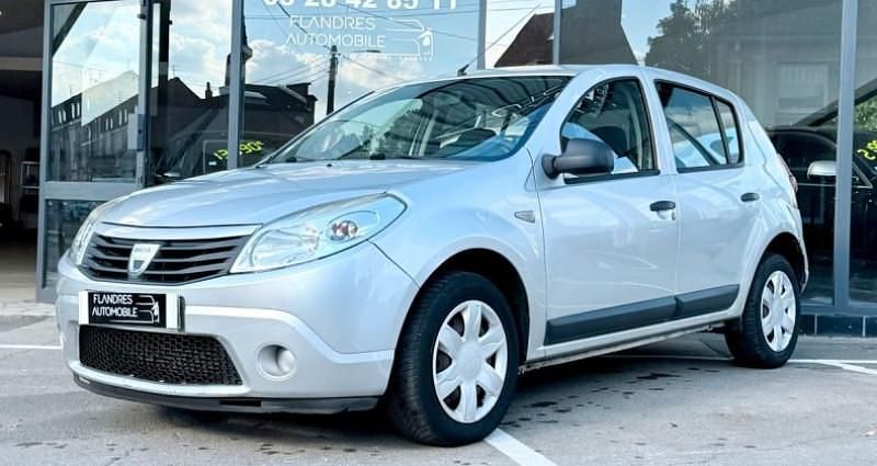 Occasion 2010 Dacia Sandero Ambiance Citadine | 4 990 € (Prix cher) - Image 1/4