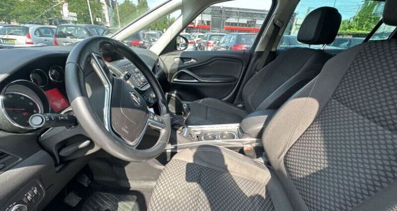 Image 3/4