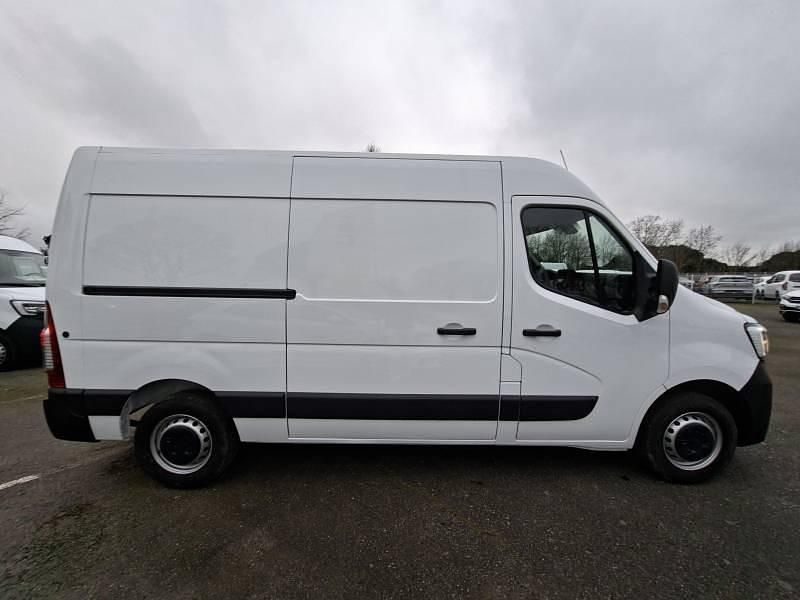 Occasion Renault Master 135 ch (99 kW) 2023 Berline