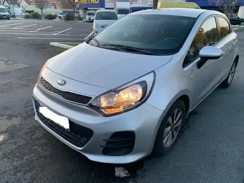Argent Utilisé 2016 Kia Rio Active Berline | 7 790 € (Bon prix) - Image 1/4