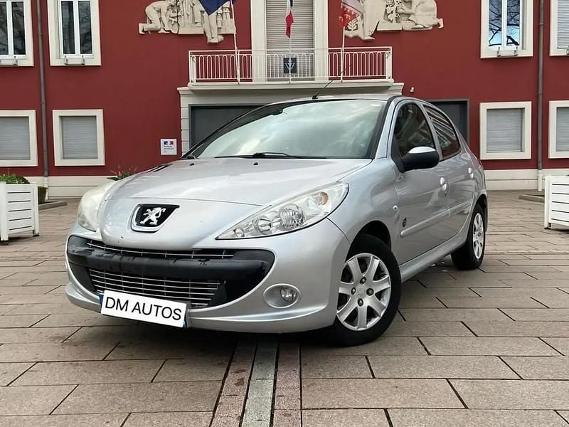 Gris Utilisé 2011 Peugeot 206 Urban Move Berline | 3 990 € (Prix juste) - Image 1/4