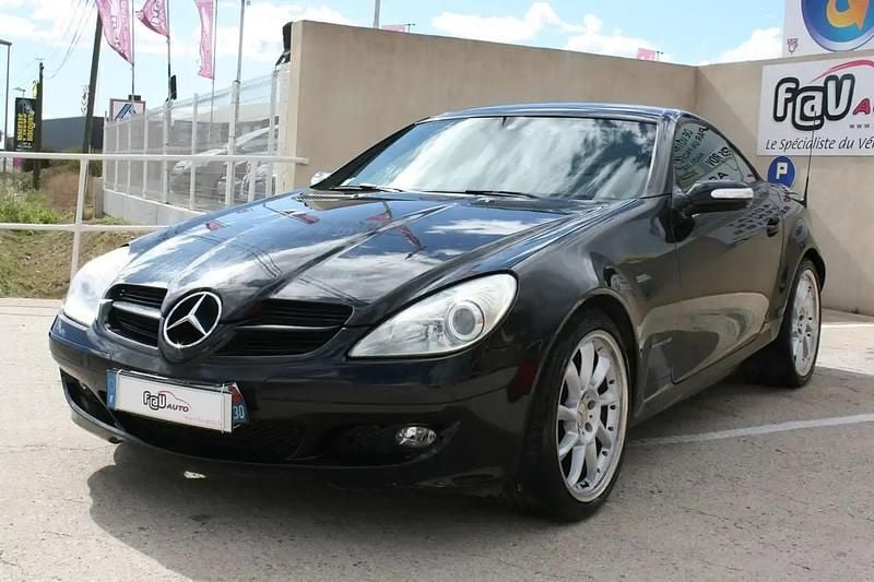 Noir Utilisé 2006 Mercedes SLK200 Cabriolet | 11 690 € - Image 1/4