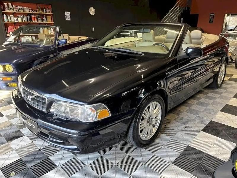 Noir Utilisé 2003 Volvo C70 Summum Cabriolet | 11 900 € - Image 1/4