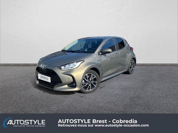 Utilisé 2022 Toyota Yaris Hybrid Design | 17 990 € (Super prix) - Image 1/4