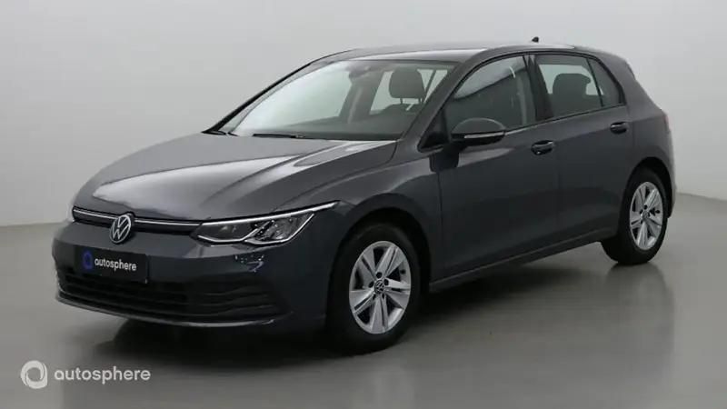Utilisé 2024 VW Golf VIII Life Berline | 25 499 € (Prix juste) - Image 1/4
