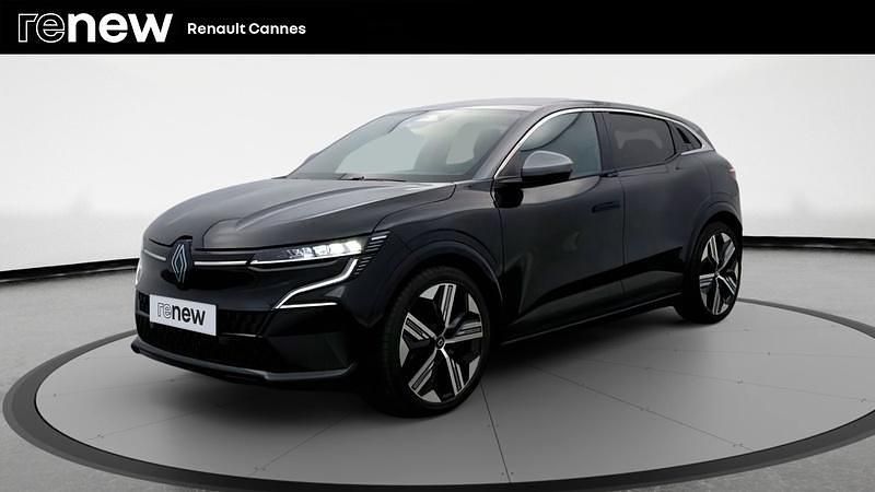Noir Utilisé 2023 Renault Mégane Iconic Berline | 27 499 € (Prix juste) - Image 1/4