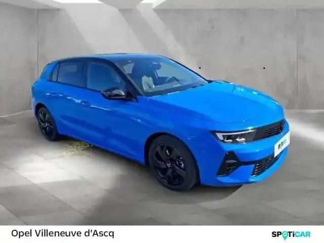 Occasion Opel Astra GSe 2025 Bleu athletiko métal/toit noir karbon Berline
