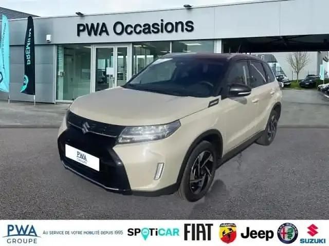 So'color savanna ivory/black métal Nouvelle 2025 Suzuki Vitara Style SUV | 24 290 € (Prix juste) - Image 1/4