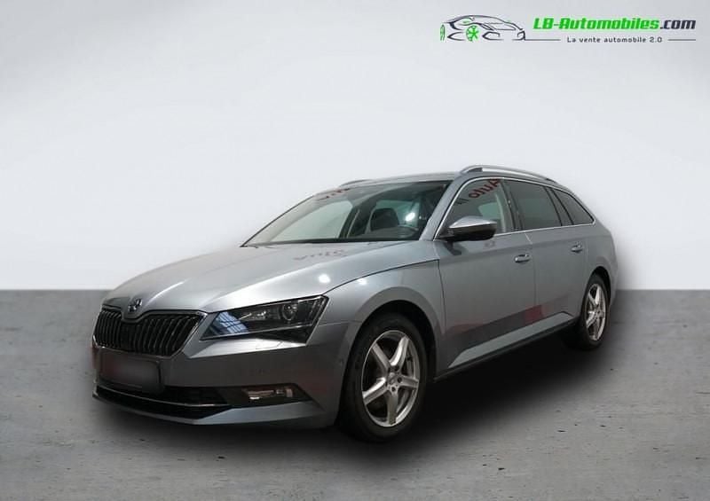 Utilisé 2018 Skoda Superb Break | 23 900 € (Bon prix) - Image 1/4