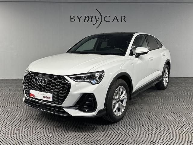 Blanc glacier métallisé Utilisé 2024 Audi Q3 Sportback S-Line SUV | 48 501 € (Prix cher) - Image 1/4