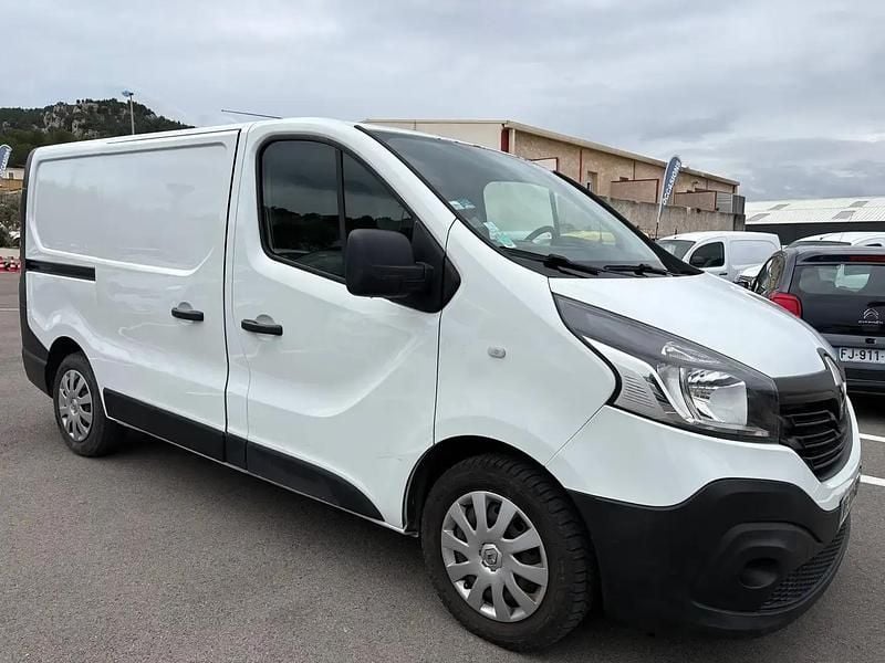 Occasion Renault Trafic 114 ch (83 kW) 2015 Blanc Monospace