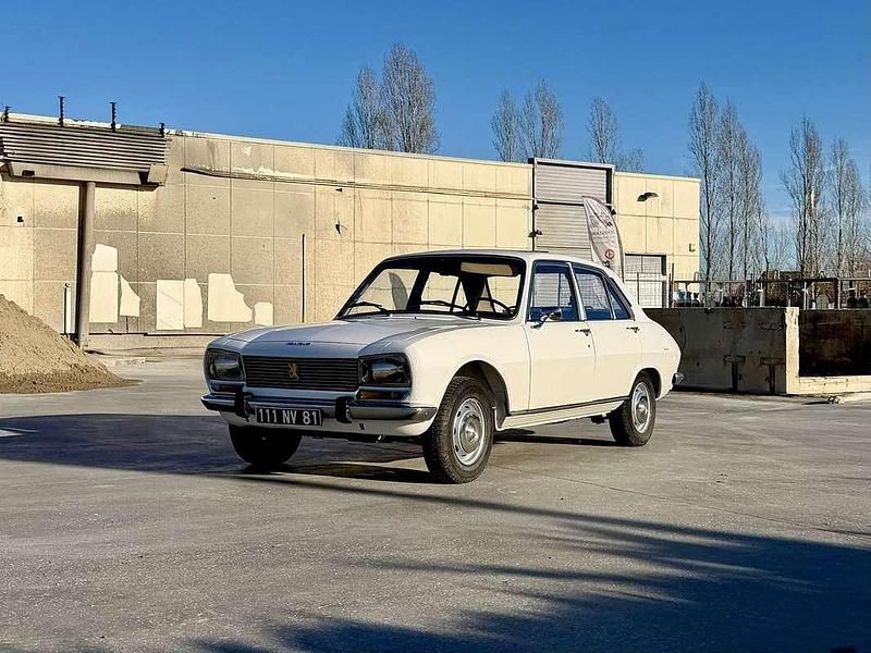 Occasion Peugeot 504 94 ch (69 kW) 1974 Blanc Berline