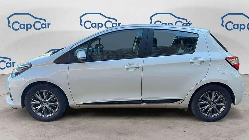Occasion Toyota Yaris Hybrid 75 ch (55 kW) 2017 Blanc Citadine