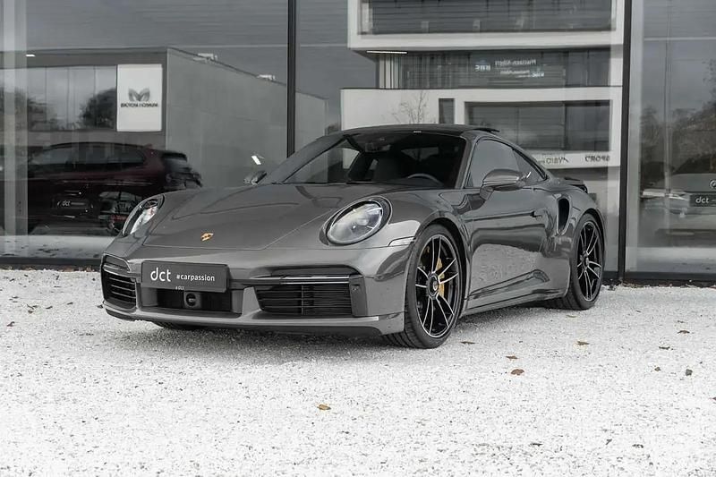 Gris Utilisé 2024 Porsche 992 Coupé | 269 900 € - Image 1/4
