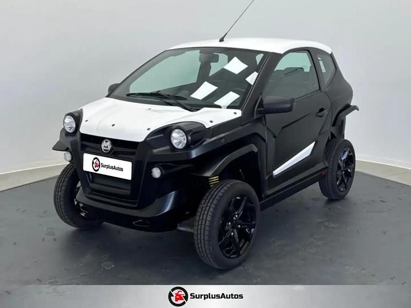 Noir Nouvelle 2025 Aixam Scouty R Evo Citadine | 12 490 € - Image 1/4