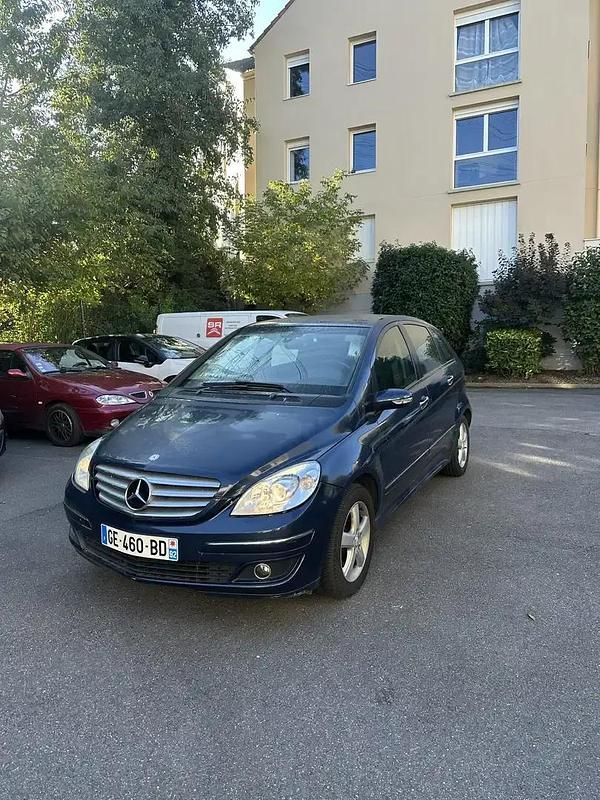 Utilisé 2007 Mercedes B200 Monospace | 4 500 € - Image 1/4