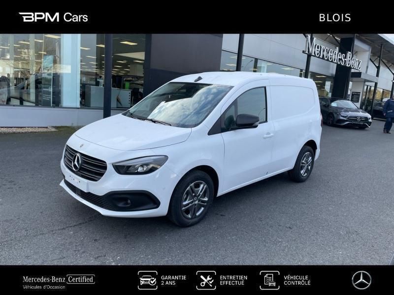 Blanc Nouvelle 2024 Mercedes Citan 112 Berline | 34 900 € - Image 1/4