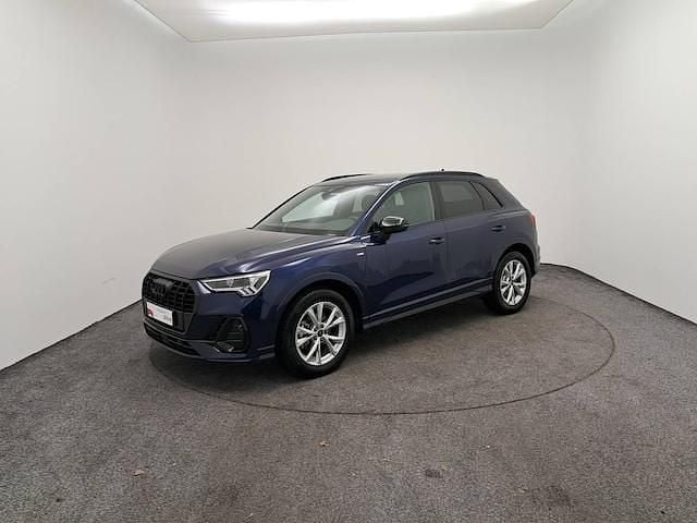 Bleu navarre métallisé Occasion 2025 Audi Q3 S-line plus SUV | 43 990 € (Prix juste) - Image 1/4