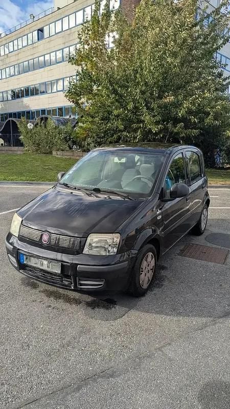 Image 2/4