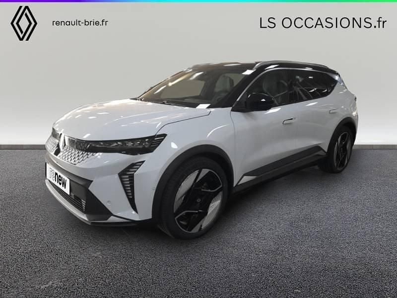 Blanc Occasion 2025 Renault Scenic E-Tech Techno SUV | 42 480 € - Image 1/4