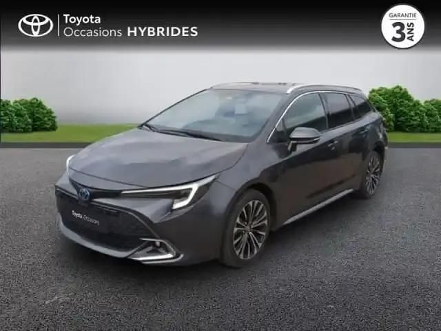 Occasion Toyota Corolla Design 2025 Gris atlas métallisé Break