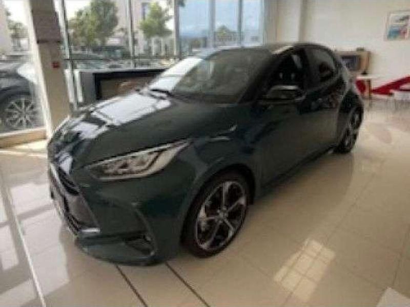 Utilisé 2025 Toyota Yaris Hybrid Berline | 28 000 € (Prix cher) - Image 1/1