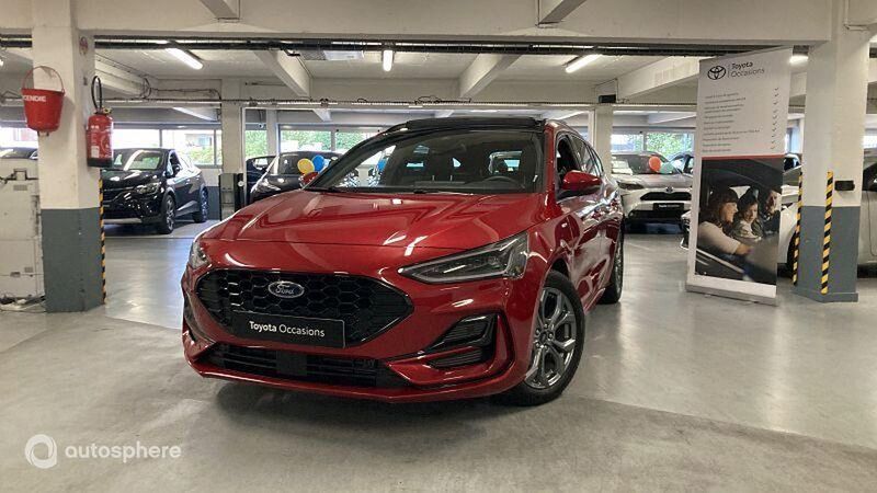 Rouge Utilisé 2023 Ford Focus ST-Line X Break | 23 999 € (Prix juste) - Image 1/4