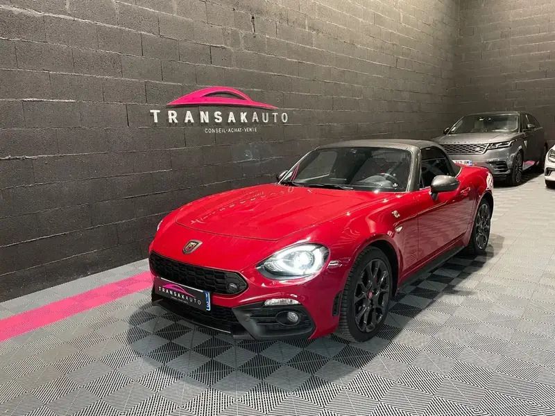Rouge Utilisé 2017 Abarth 124 Spider Cabriolet | 27 990 € - Image 1/4